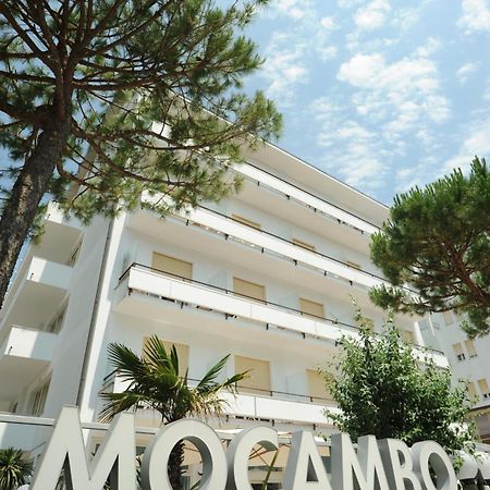 Hotel Mocambo 米兰马瑞提那 外观 照片